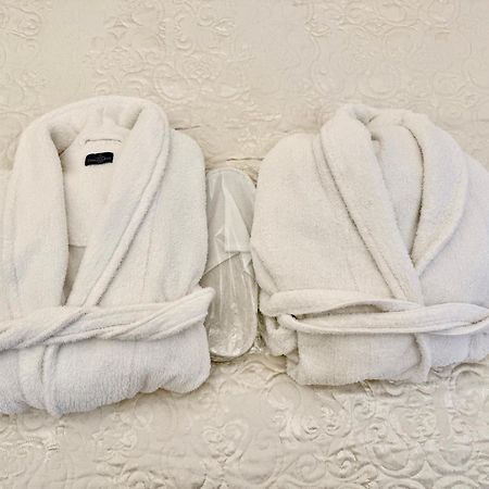 Elegant Apartment In Historical Centre & Free Locked Parking Ryga Zewnętrze zdjęcie