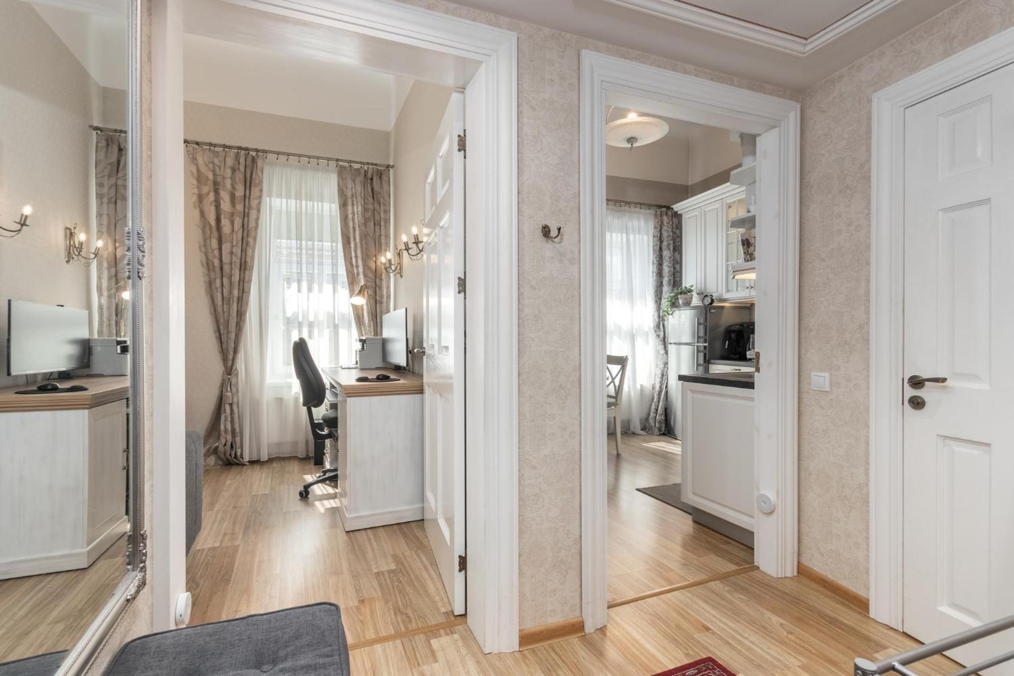 Elegant Apartment In Historical Centre & Free Locked Parking Ryga Zewnętrze zdjęcie