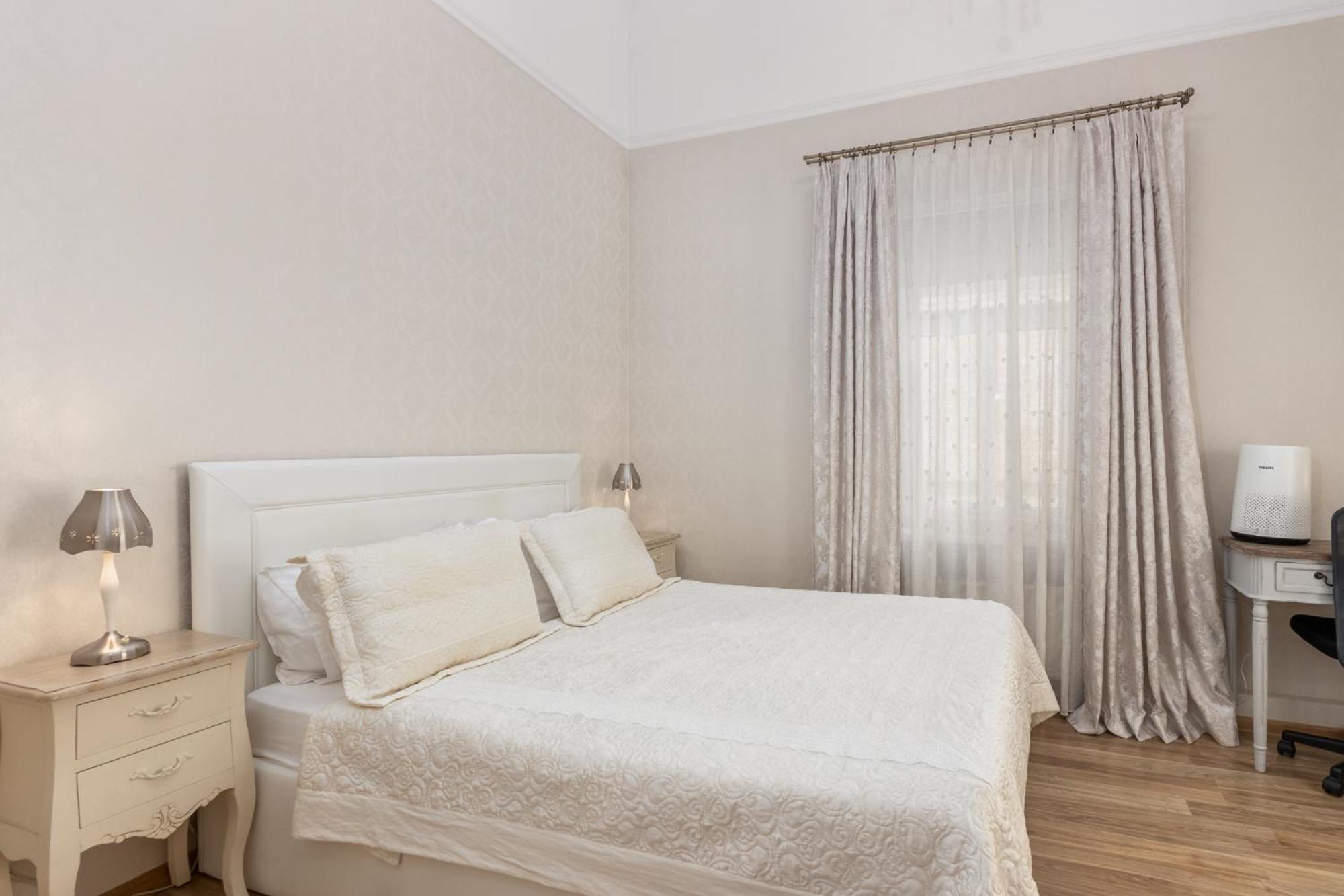 Elegant Apartment In Historical Centre & Free Locked Parking Ryga Zewnętrze zdjęcie